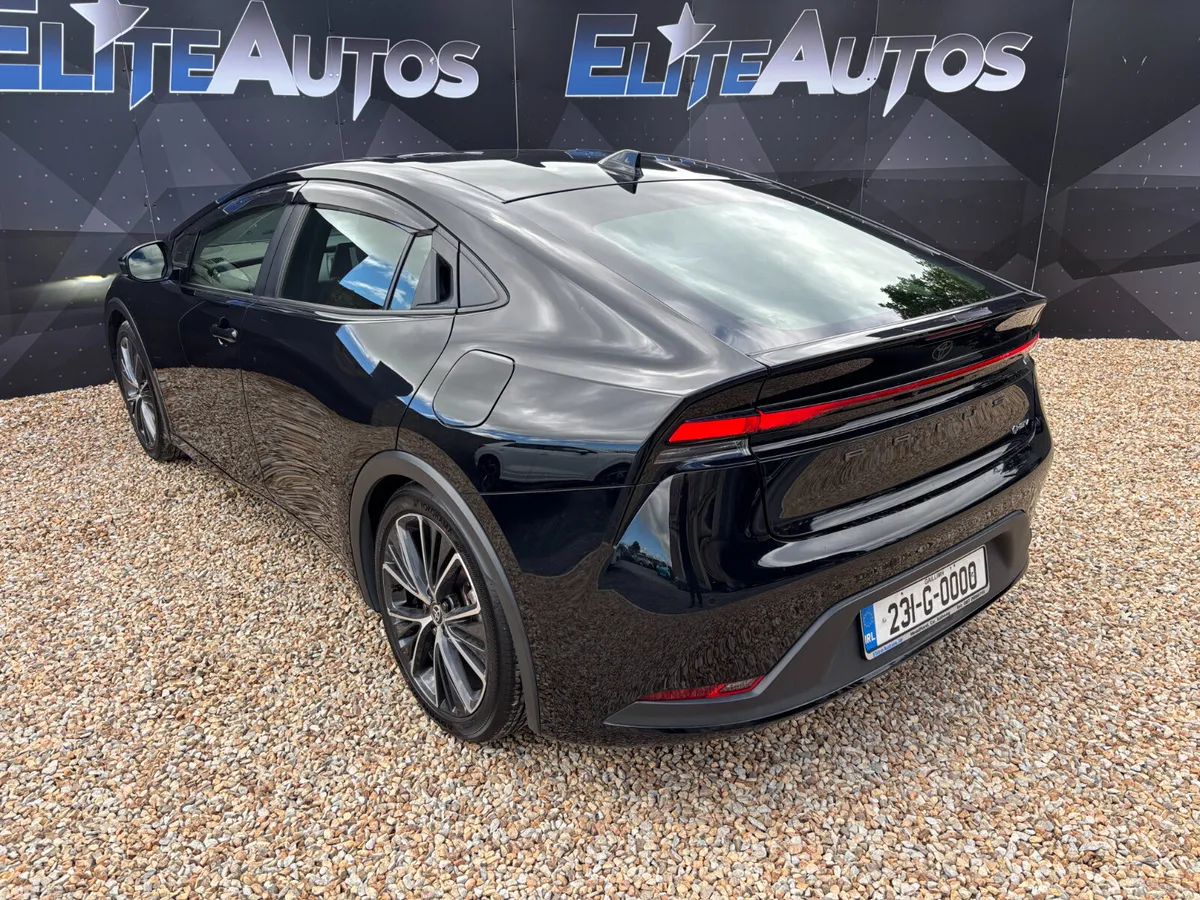 Toyota Prius Saloon, Petrol Hybrid, 2023, Black
