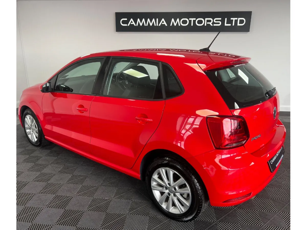 Volkswagen Polo Hatchback, Petrol, 2016, Red