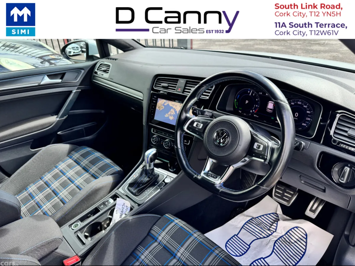 Volkswagen Golf Hatchback, Petrol Plug-in Hybrid, 2019, White