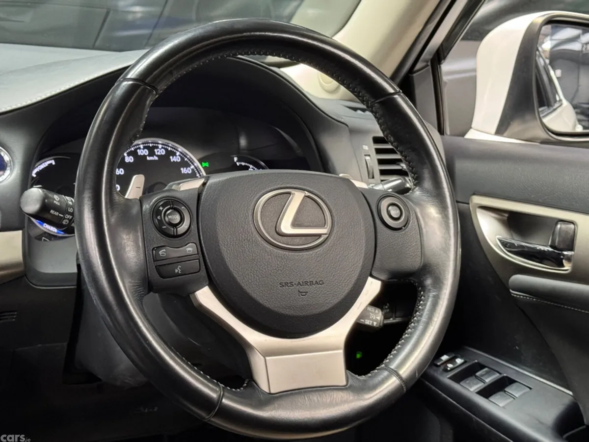 Lexus CT Hatchback, Petrol Hybrid, 2017, White