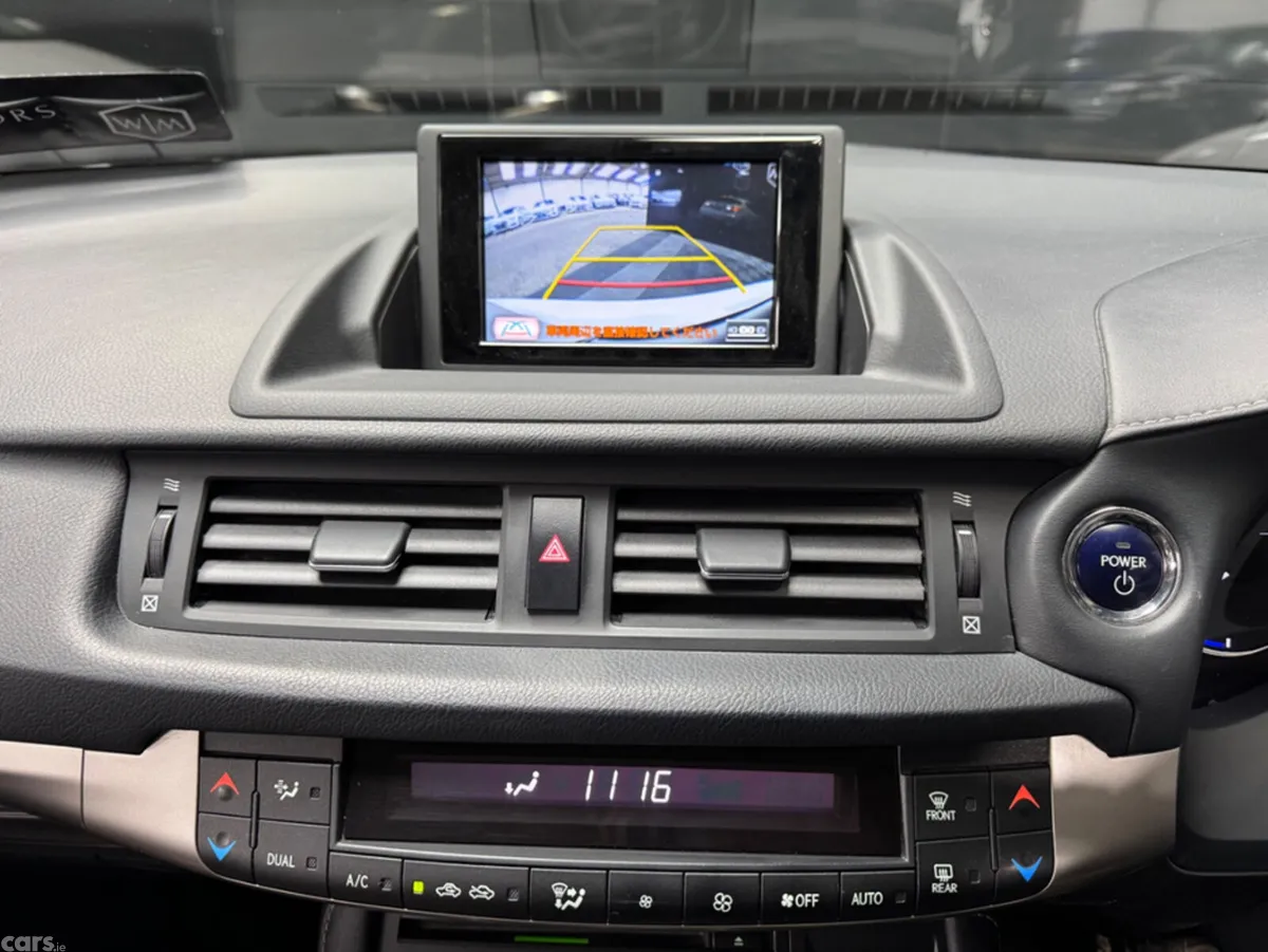 Lexus CT Hatchback, Petrol Hybrid, 2017, White