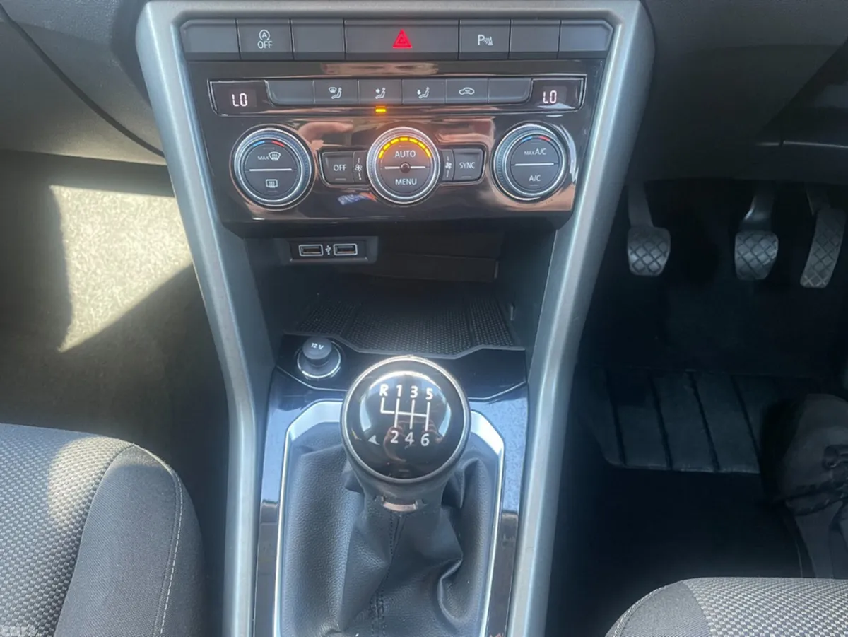 Volkswagen T-Roc SUV, Diesel, 2020, Grey