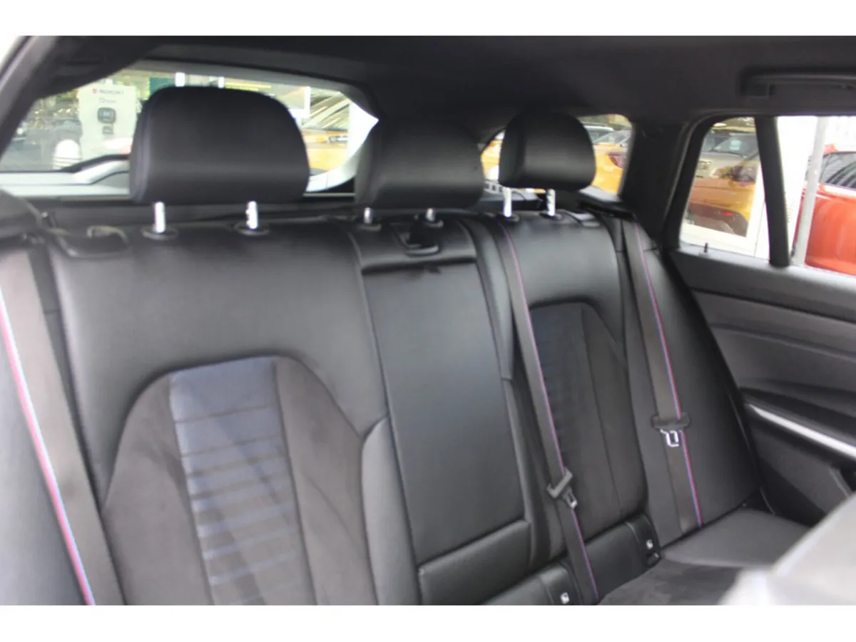 BMW 3-Series Estate, Petrol Plug-in Hybrid, 2022, Grey