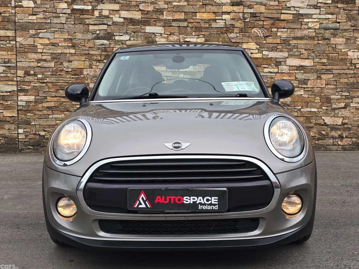 Mini Cooper Hatchback, Diesel, 2018, Grey