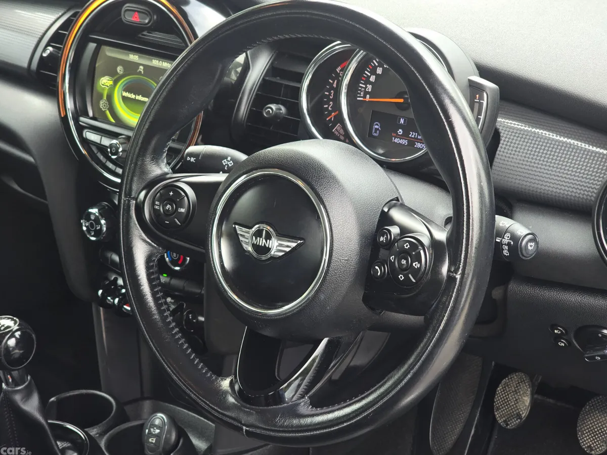 Mini Cooper Hatchback, Diesel, 2018, Grey