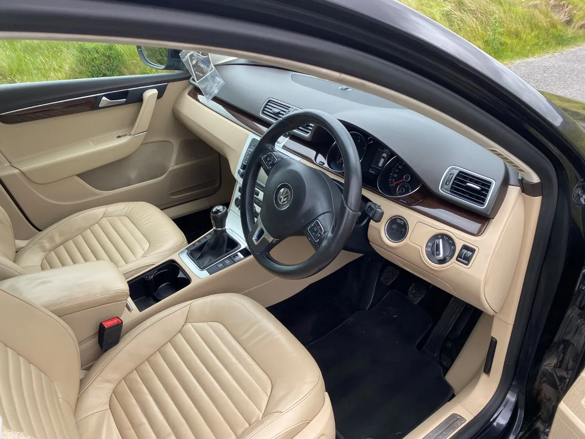 Volkswagen Passat Estate, Diesel, 2014, Black