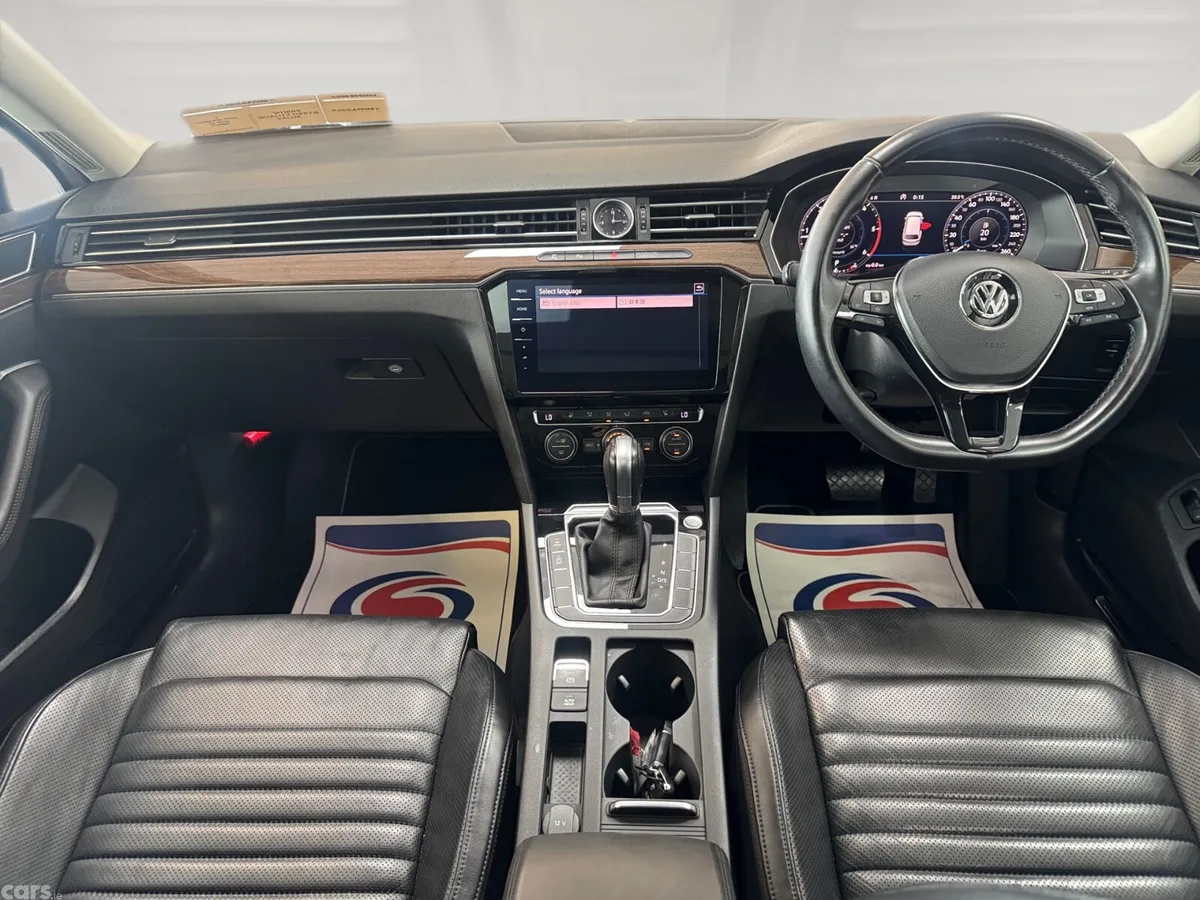 Volkswagen Passat Estate, Diesel, 2019, White