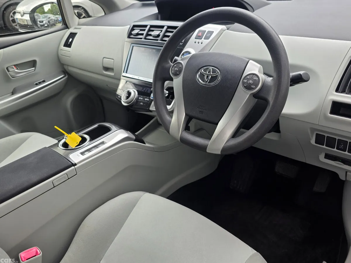 Toyota Prius MPV, Petrol Hybrid, 2013, Blue
