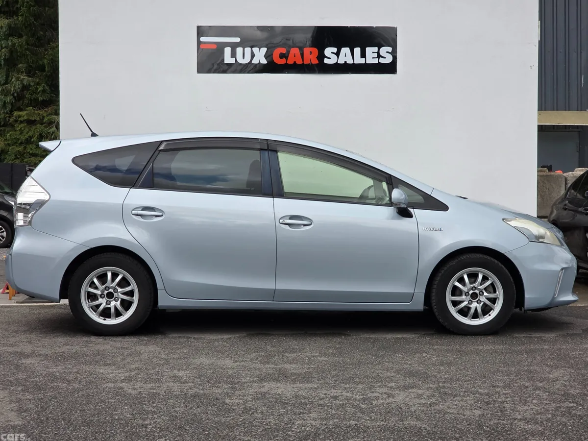 Toyota Prius MPV, Petrol Hybrid, 2013, Blue