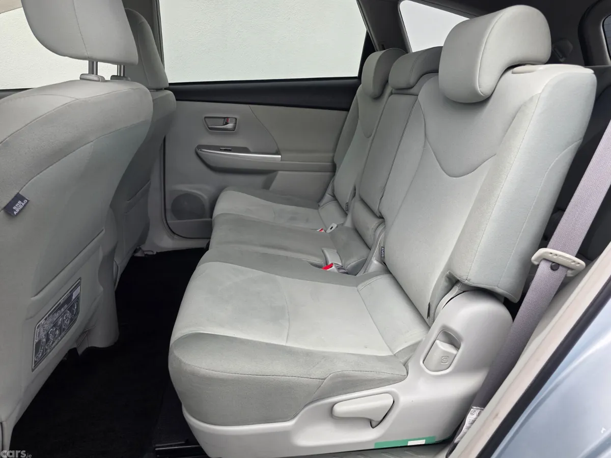 Toyota Prius MPV, Petrol Hybrid, 2013, Blue