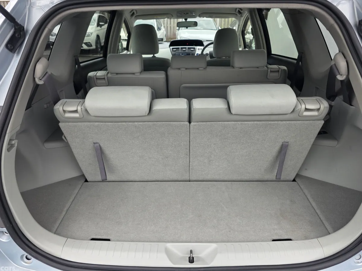 Toyota Prius MPV, Petrol Hybrid, 2013, Blue