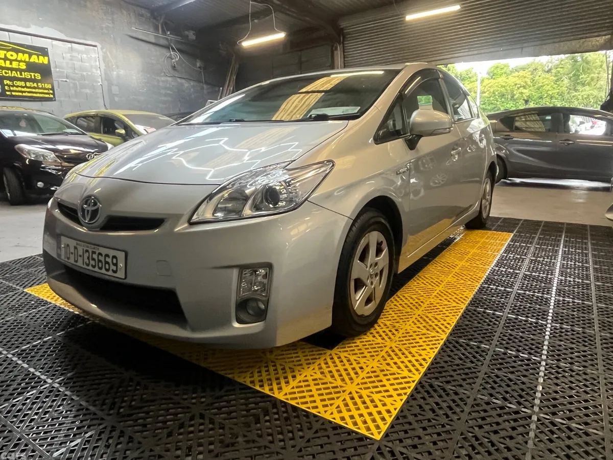Toyota Prius Hatchback, Petrol Hybrid, 2010, Silver