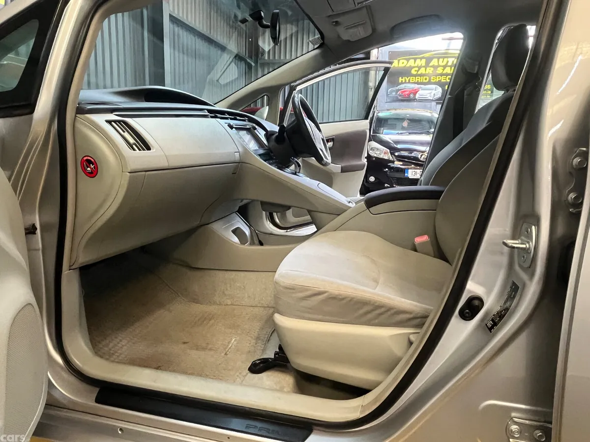 Toyota Prius Hatchback, Petrol Hybrid, 2010, Silver