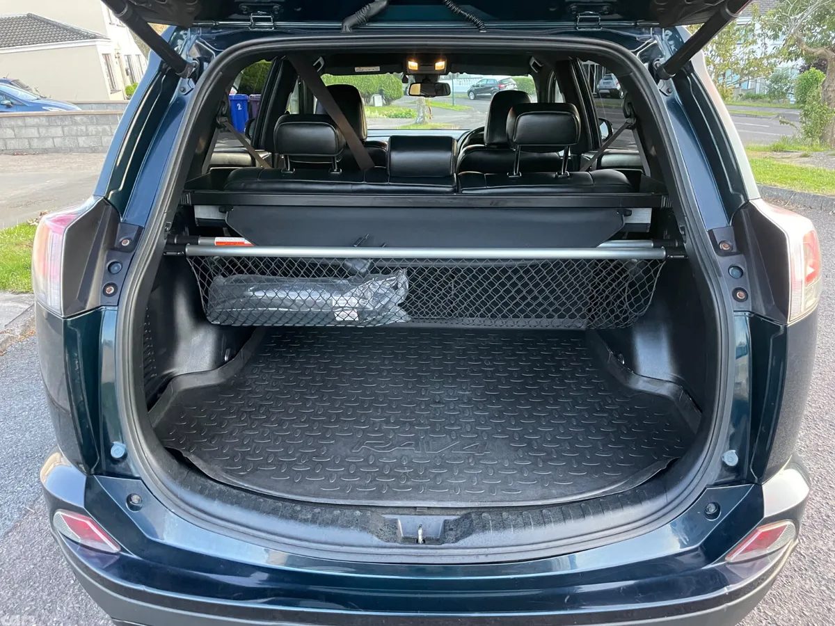 Toyota RAV4 SUV, Diesel, 2018, Black