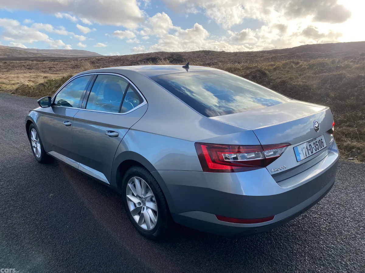Skoda Superb Saloon, Diesel, 2017, Grey