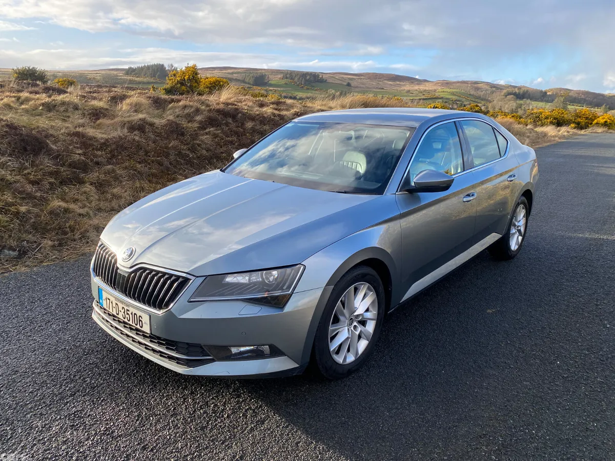 Skoda Superb Saloon, Diesel, 2017, Grey
