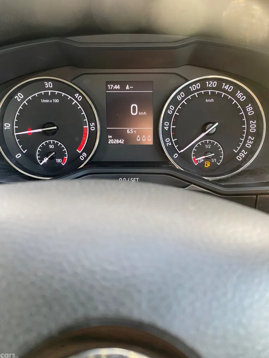 Skoda Superb Saloon, Diesel, 2017, Grey