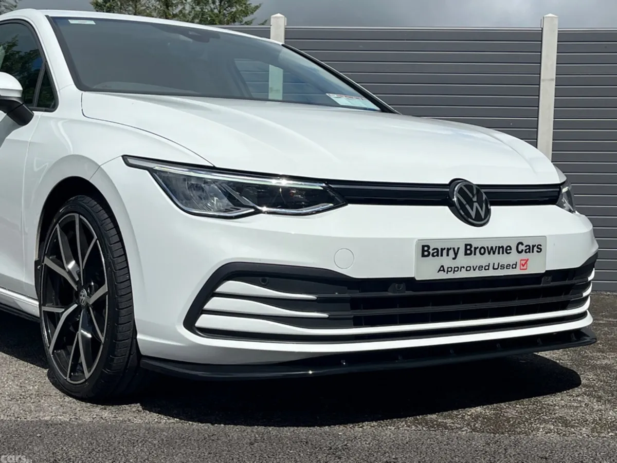 Volkswagen Golf Hatchback, Diesel, 2023, White