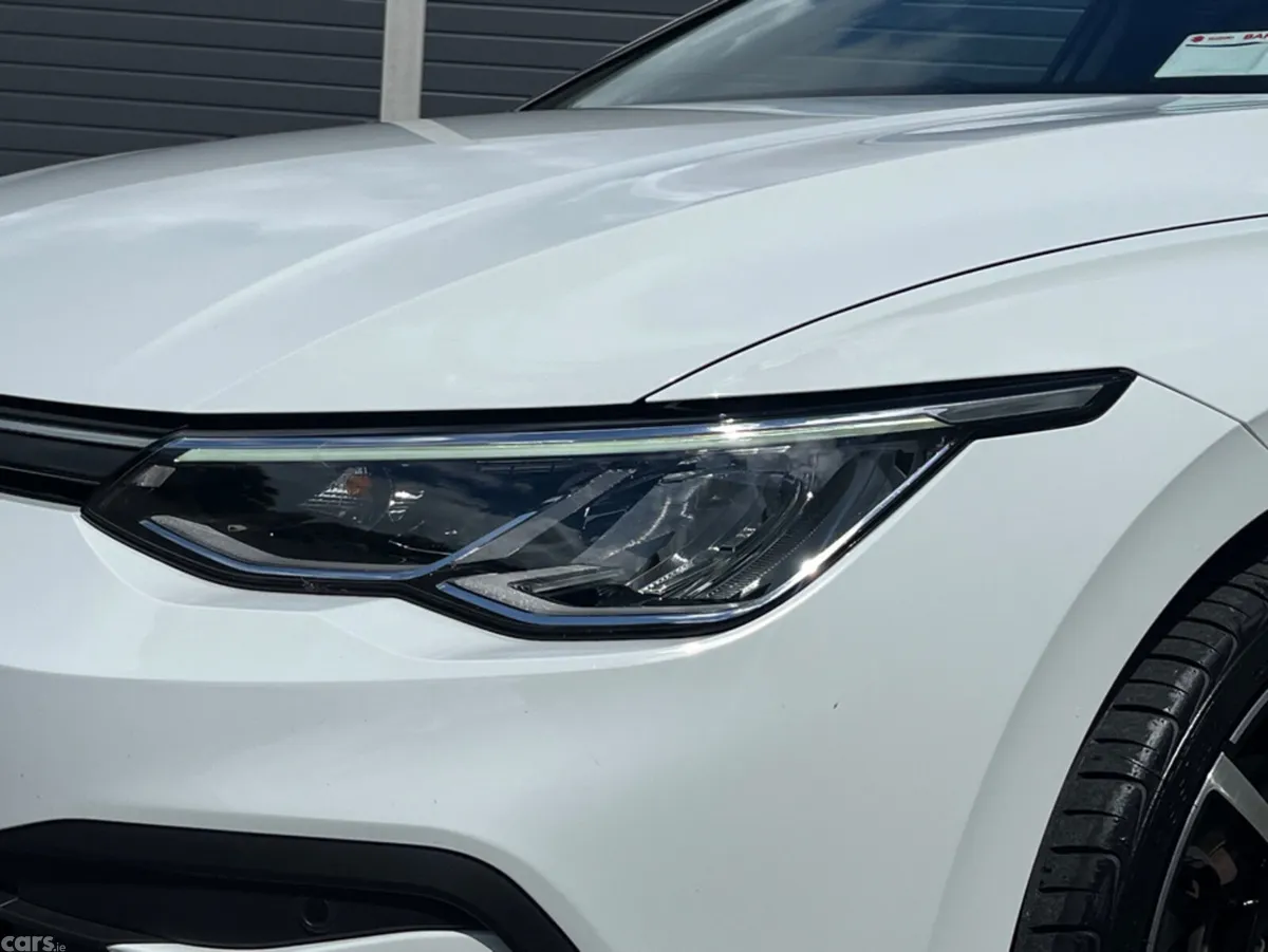 Volkswagen Golf Hatchback, Diesel, 2023, White