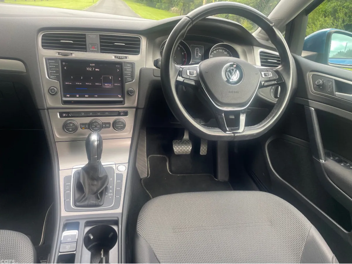 Volkswagen Golf Hatchback, Petrol, 2017, Blue