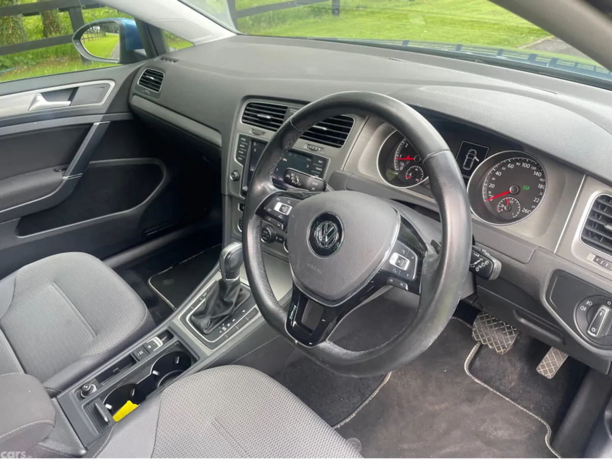 Volkswagen Golf Hatchback, Petrol, 2017, Blue