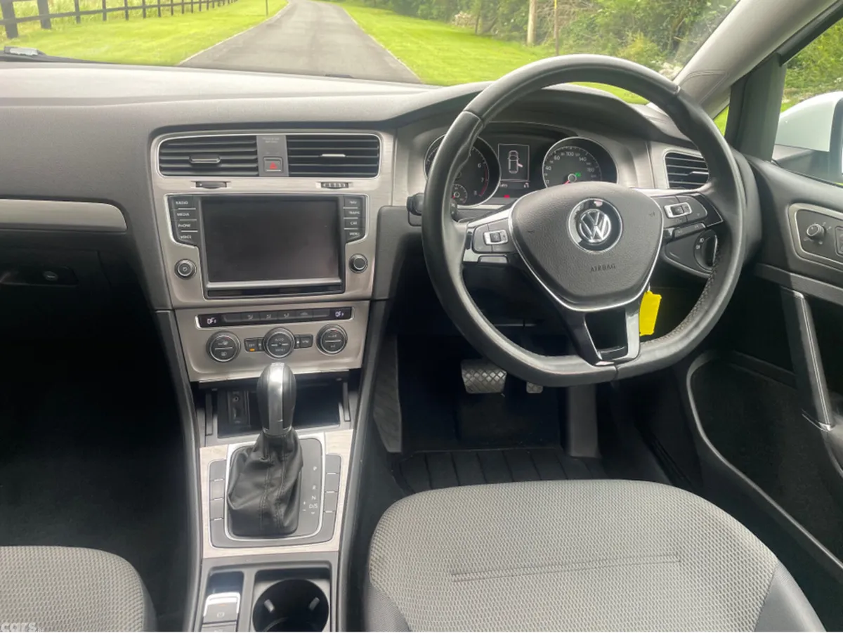 Volkswagen Golf Hatchback, Petrol, 2015, White