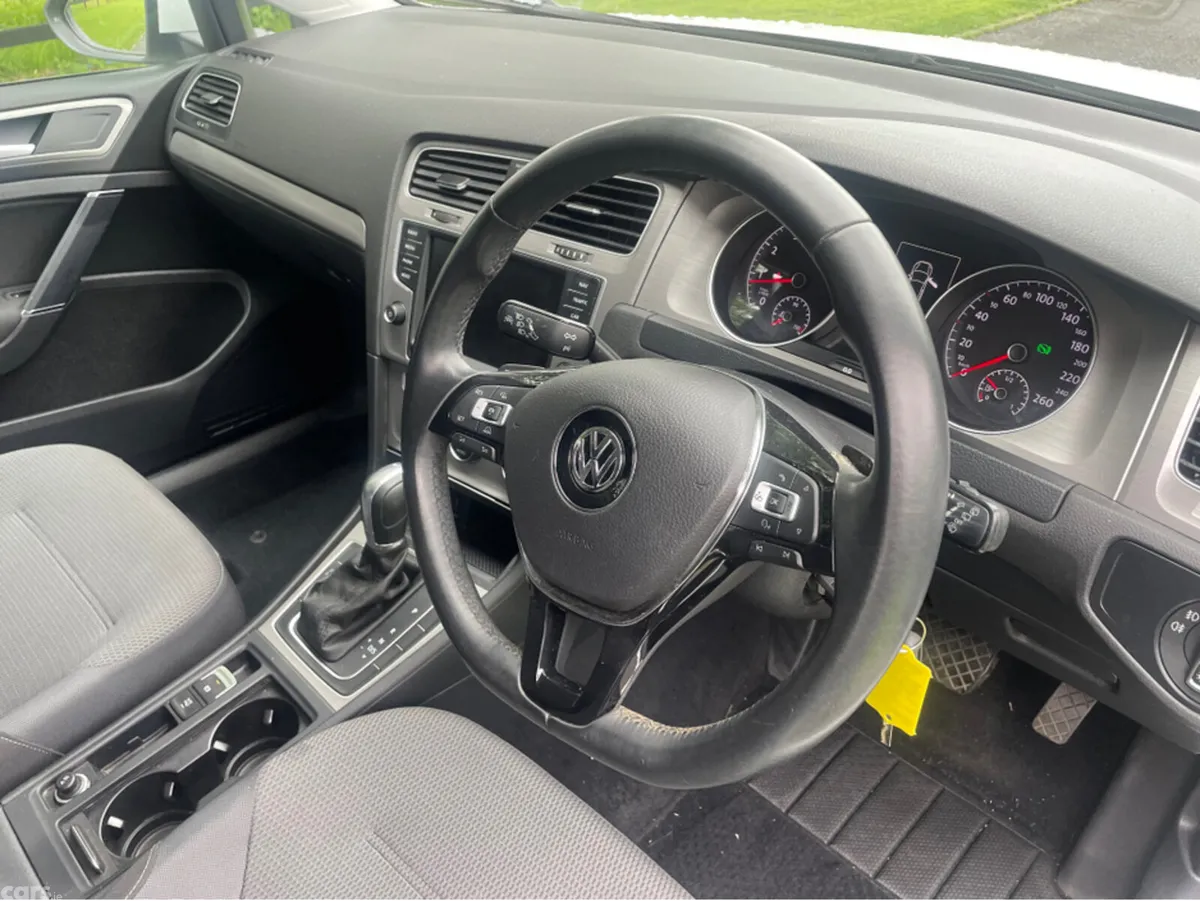 Volkswagen Golf Hatchback, Petrol, 2015, White
