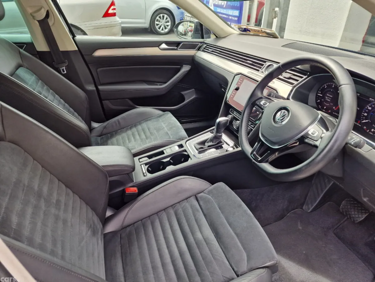 Volkswagen Passat Estate, Diesel, 2019, Black