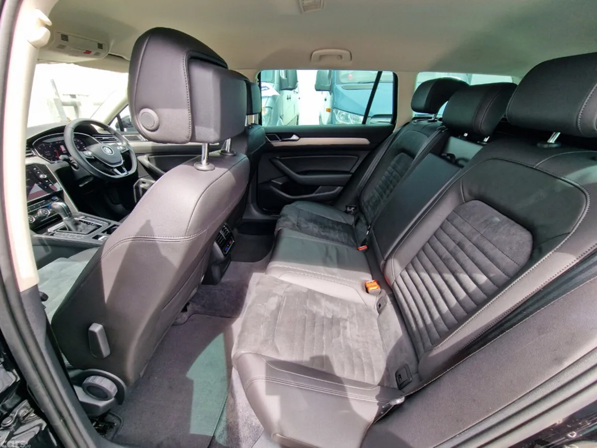 Volkswagen Passat Estate, Diesel, 2019, Black