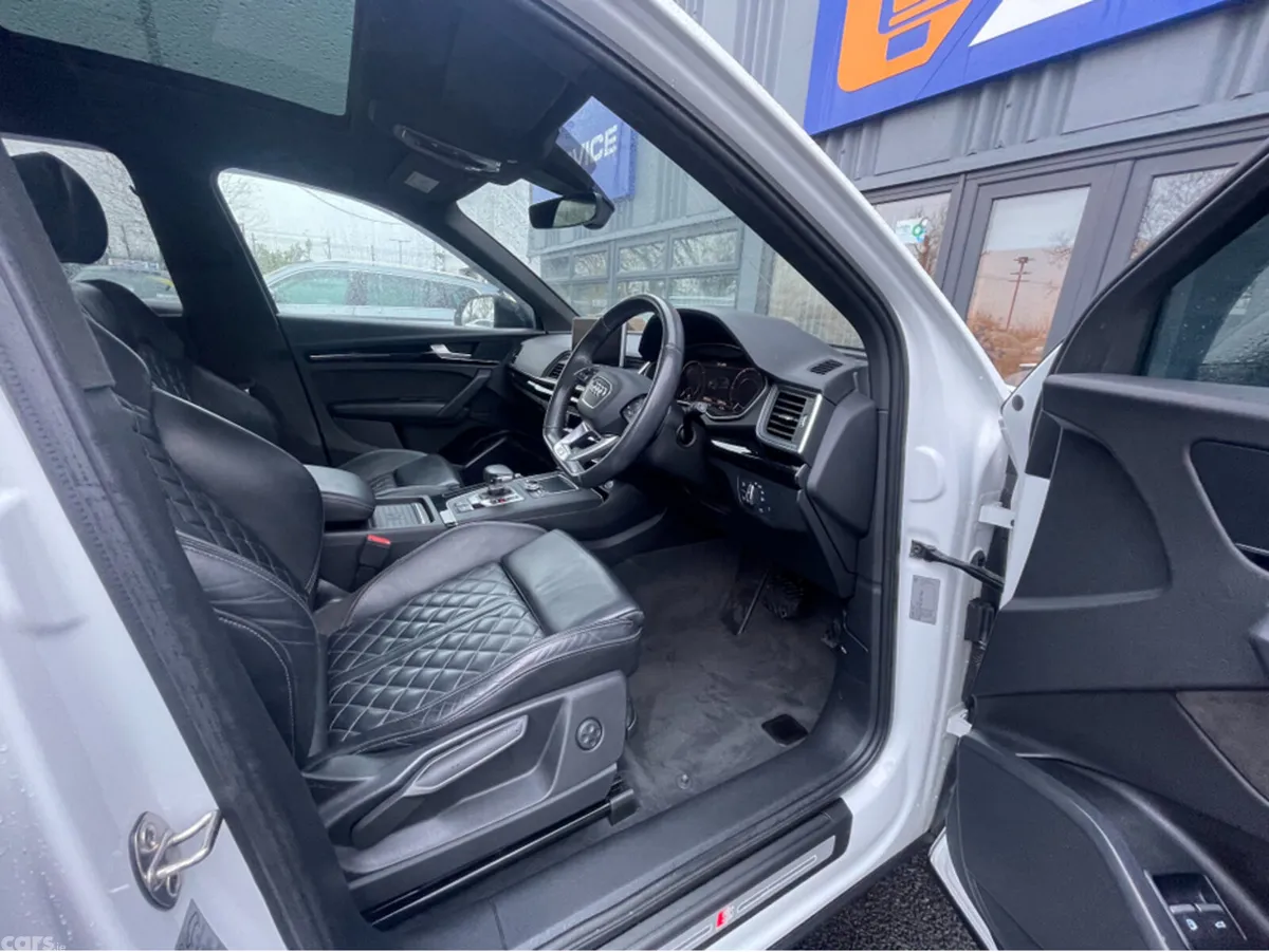 Audi Q5 SUV, Petrol Hybrid, 2020, White