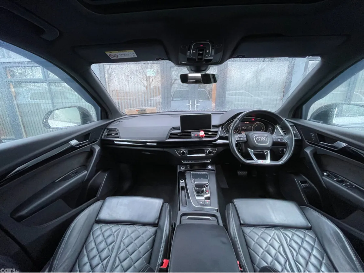 Audi Q5 SUV, Petrol Hybrid, 2020, White