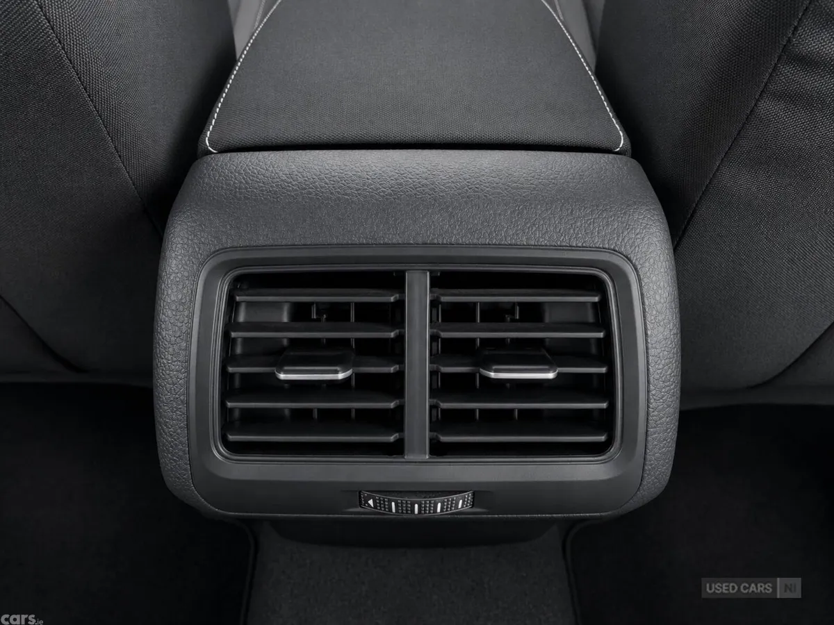 Volkswagen Golf , Petrol, 2014, Blue