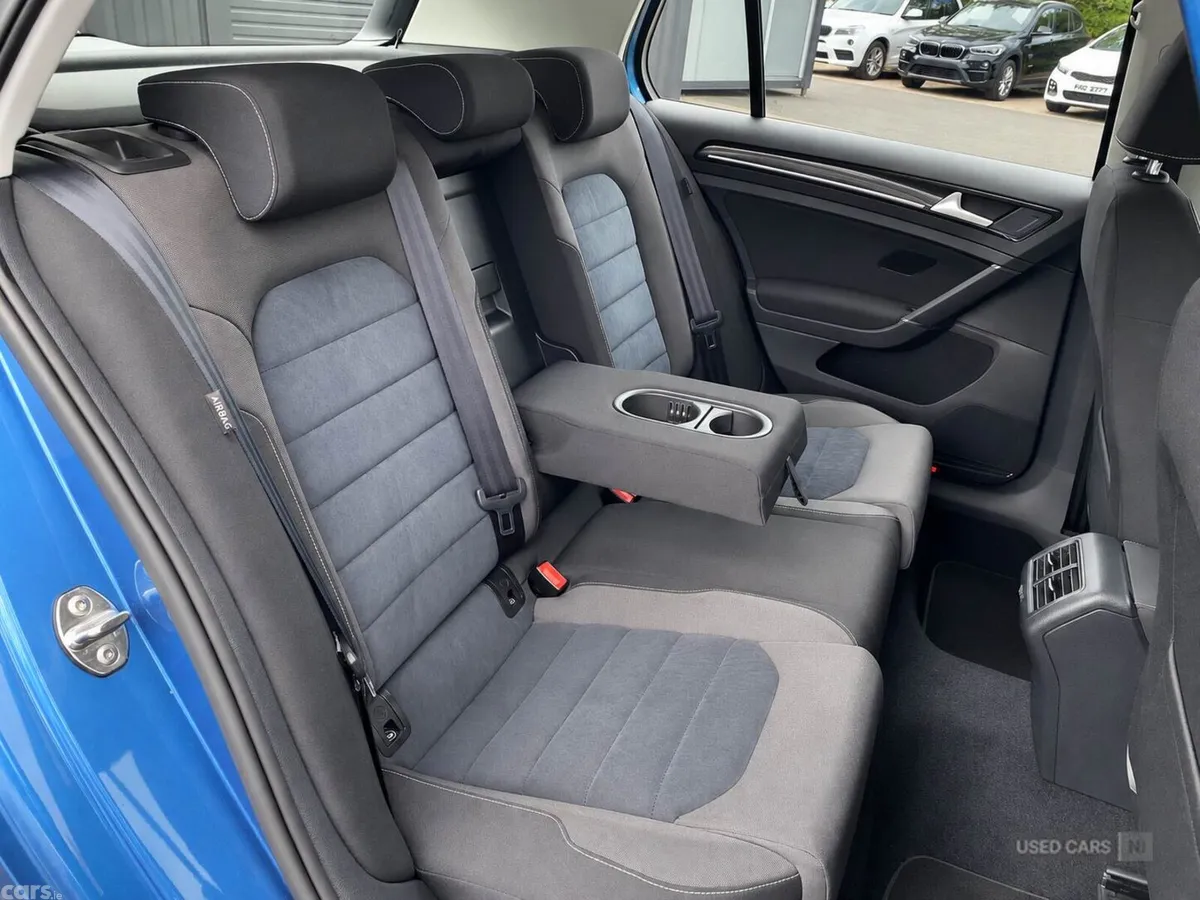Volkswagen Golf , Petrol, 2014, Blue