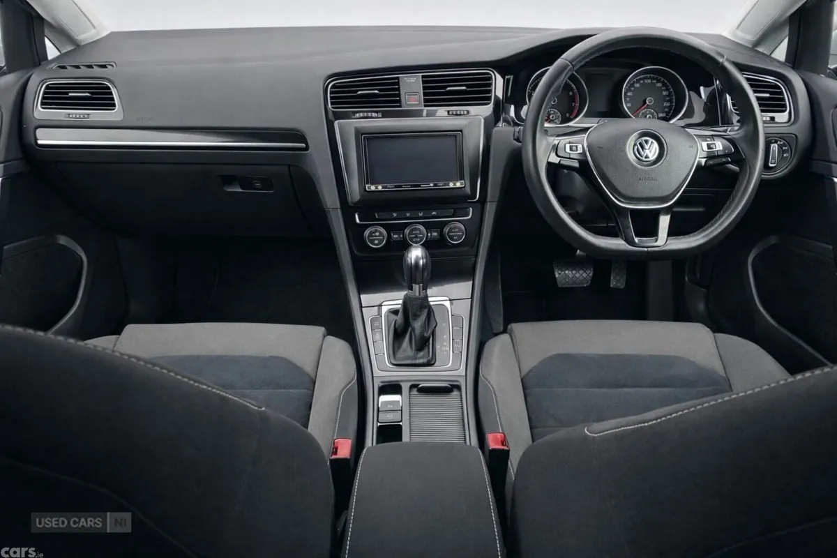 Volkswagen Golf , Petrol, 2013, White