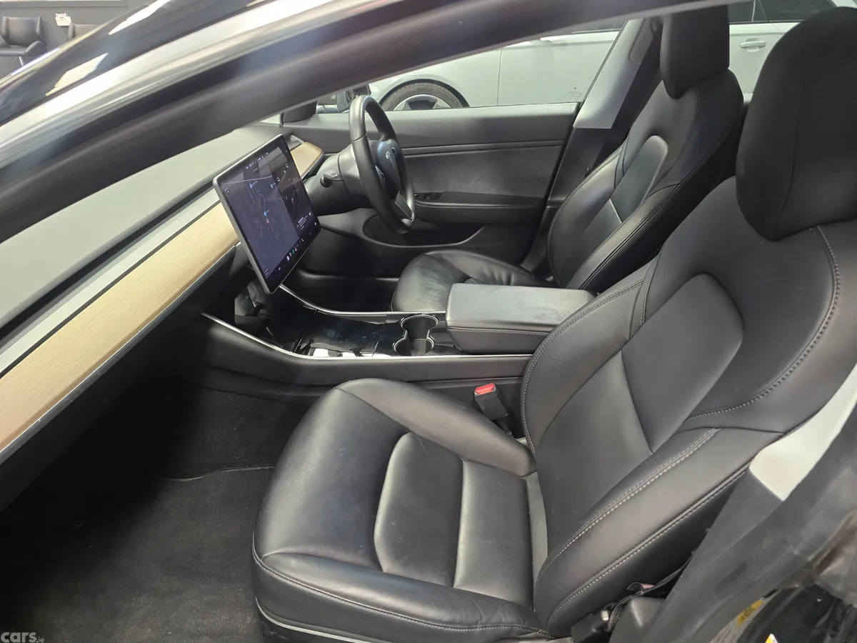 Tesla Model 3 Saloon, Electric, 2020, Black