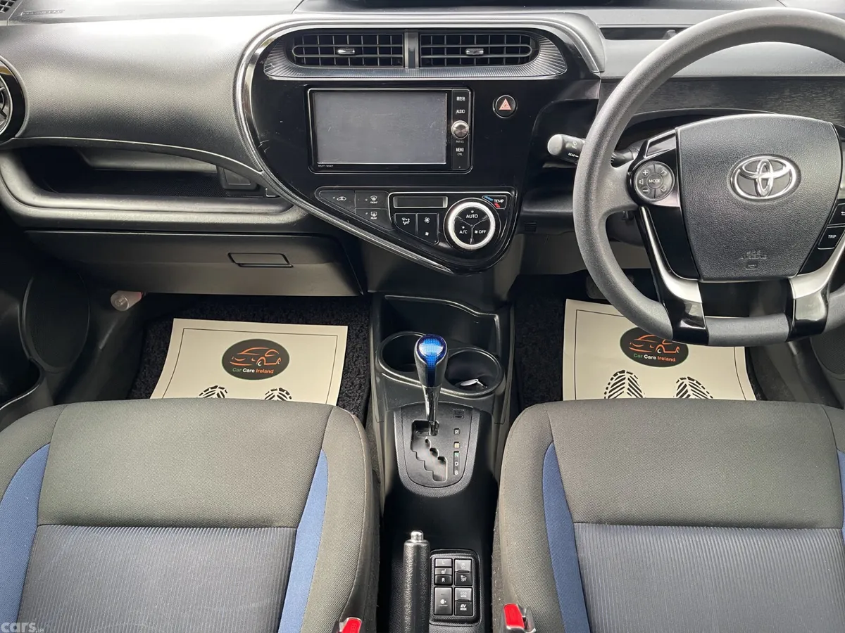 Toyota Aqua Hatchback, Petrol Hybrid, 2018, Black