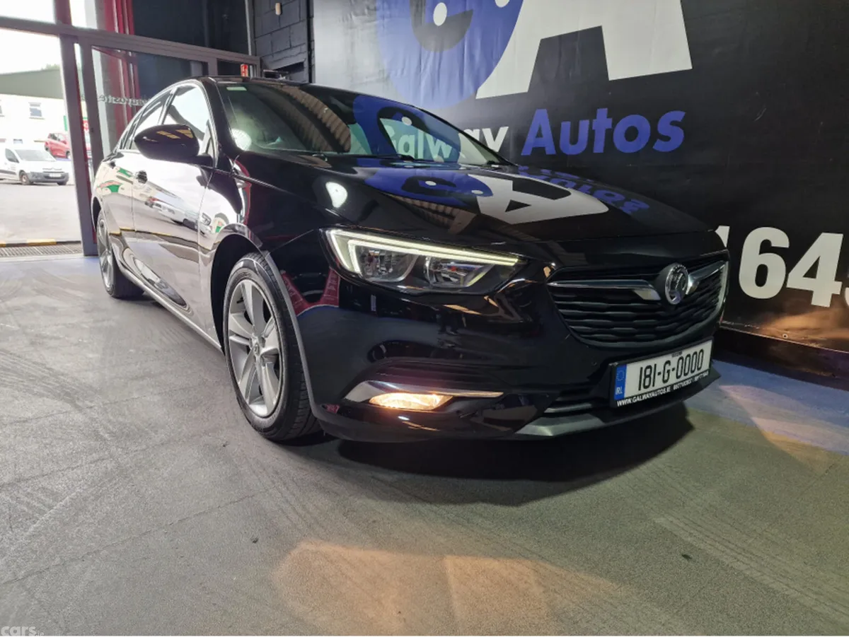 Opel Insignia Hatchback, Diesel, 2018, Black
