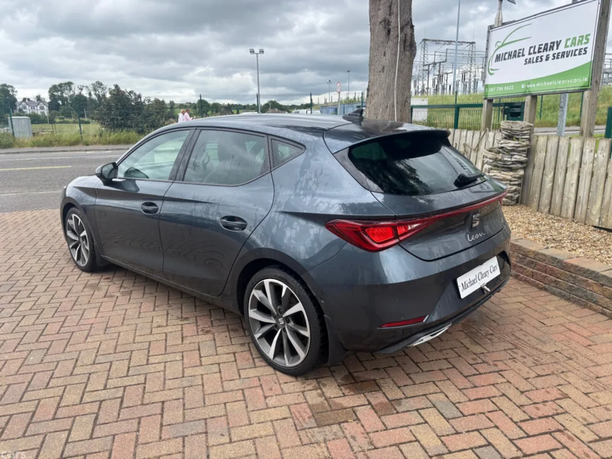 SEAT Leon Hatchback, Diesel, 2020, Grey