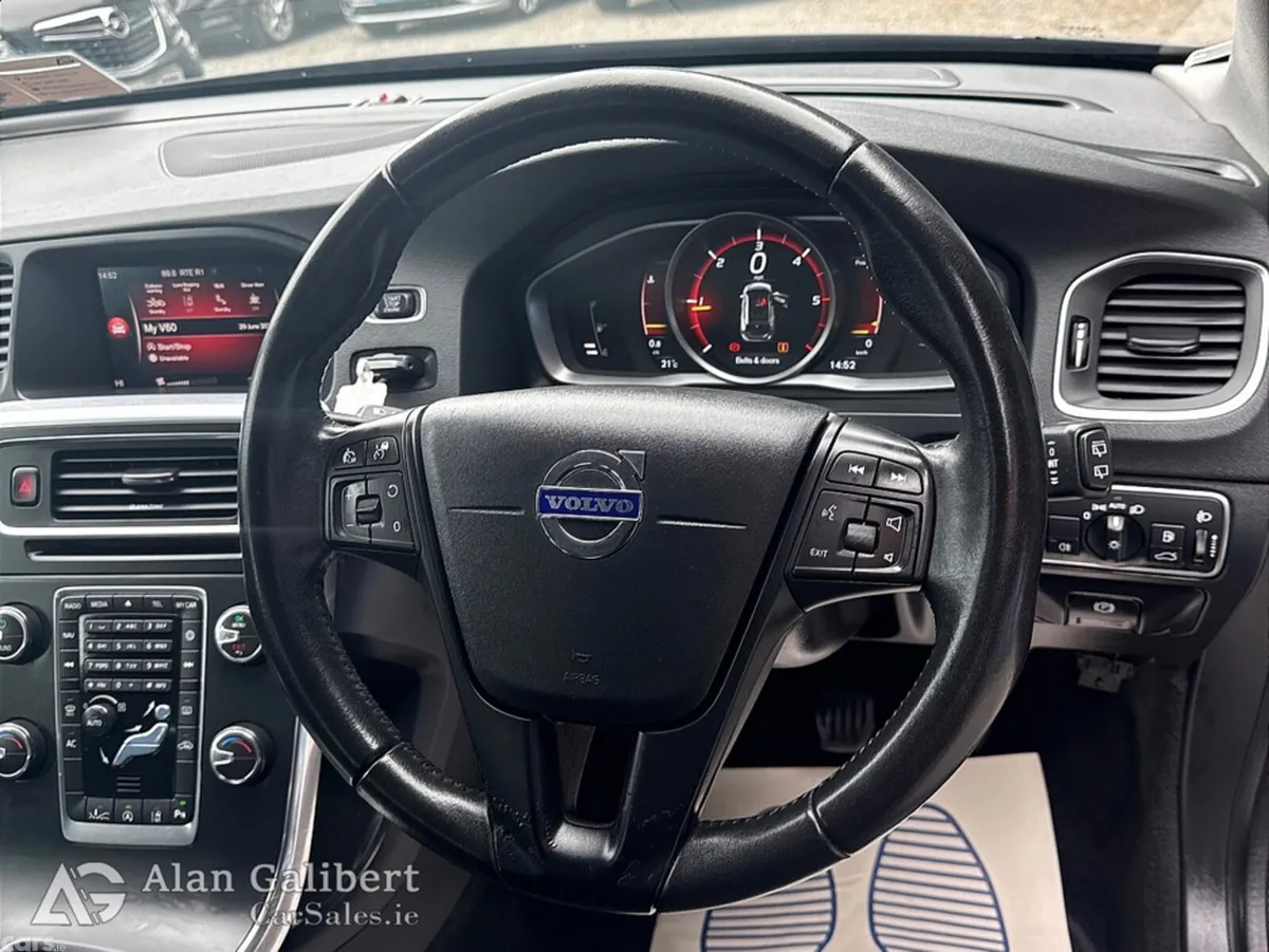 Volvo V60 Estate, Diesel, 2017, Blue