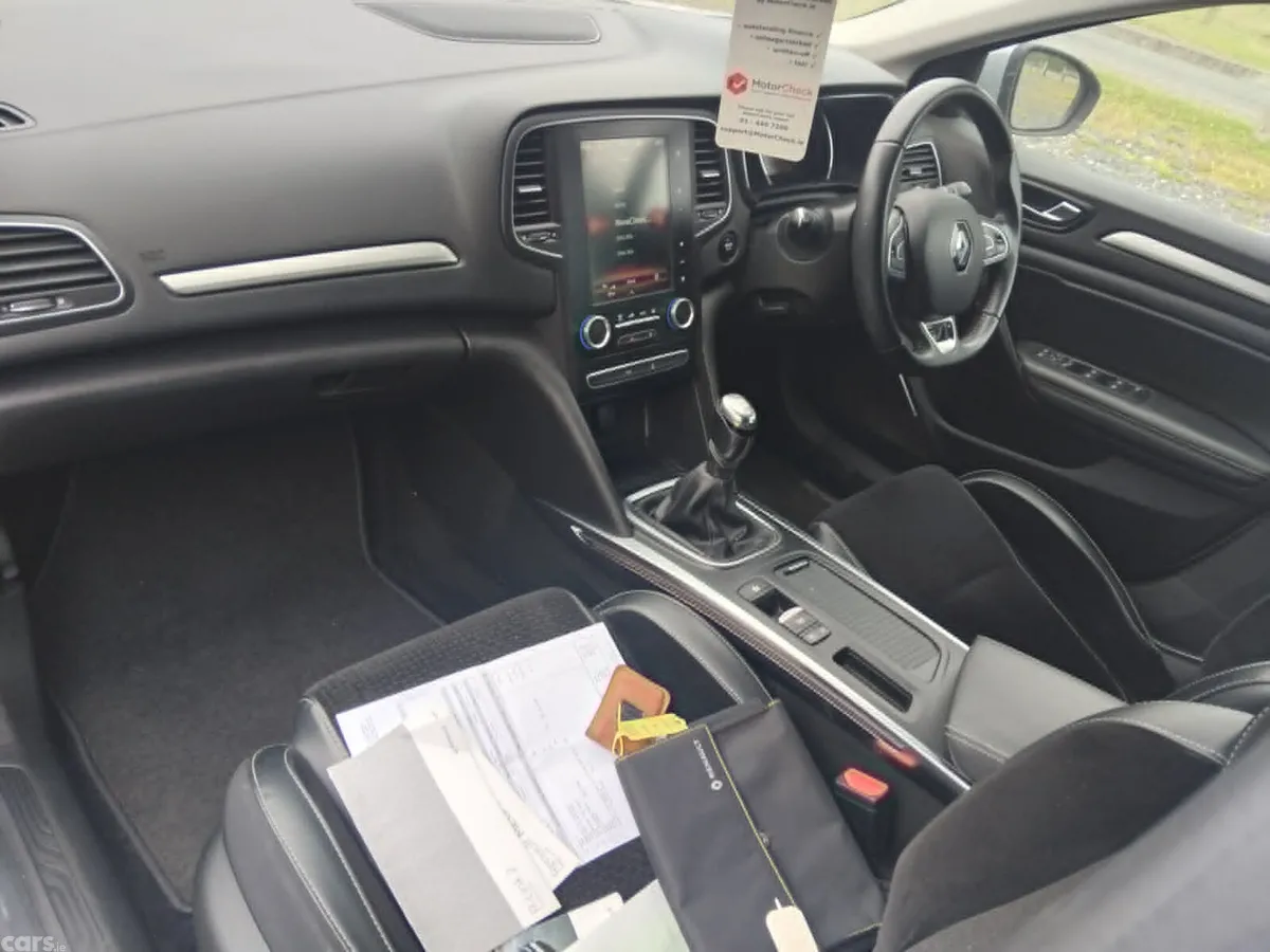 Renault Megane Hatchback, Diesel, 2016, Silver