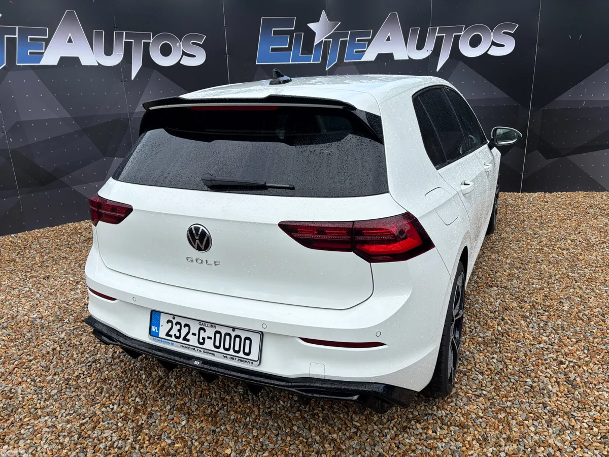 Volkswagen Golf Hatchback, Diesel, 2023, White