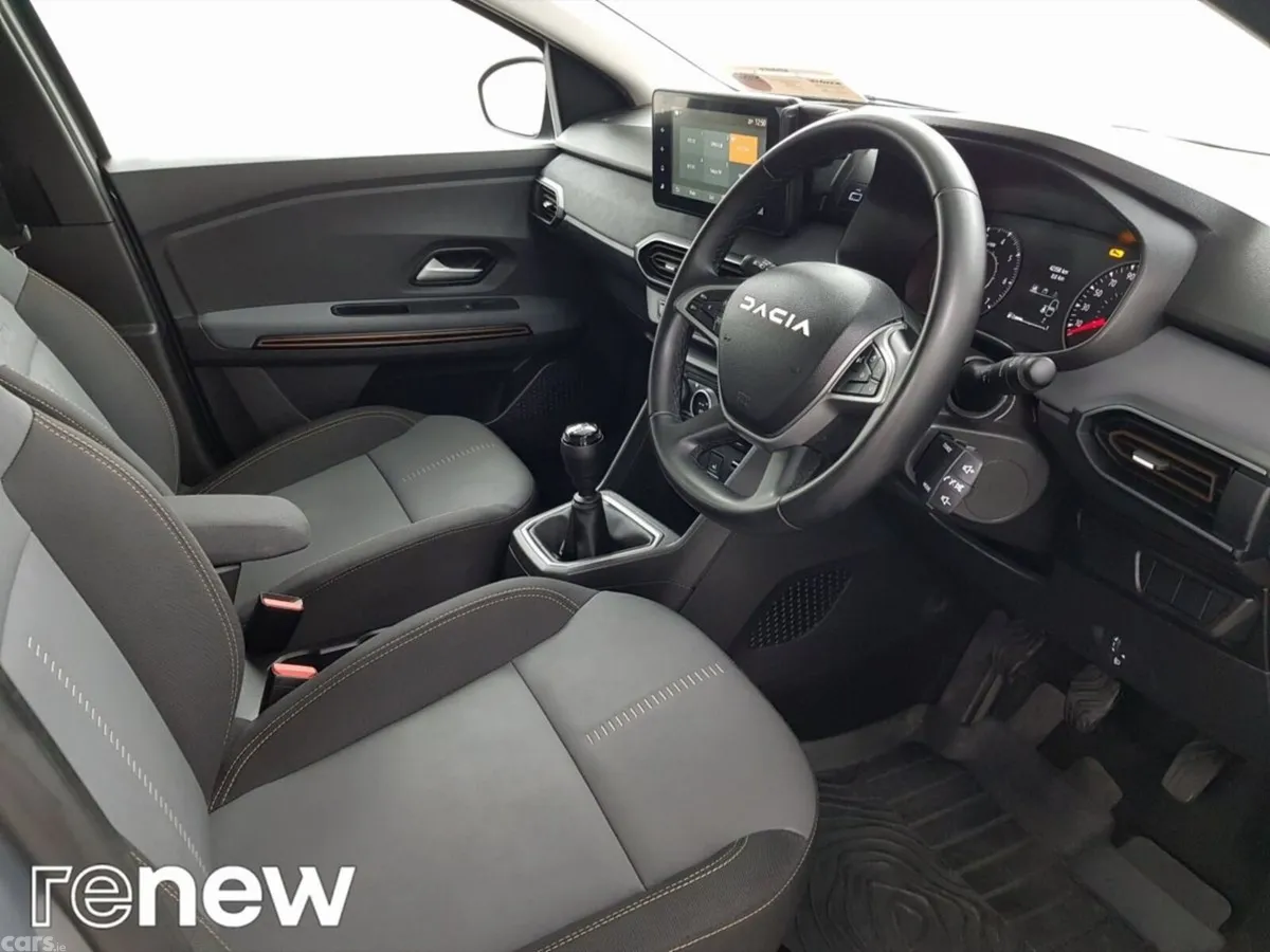 Dacia Jogger MPV, Petrol, 2024, Grey