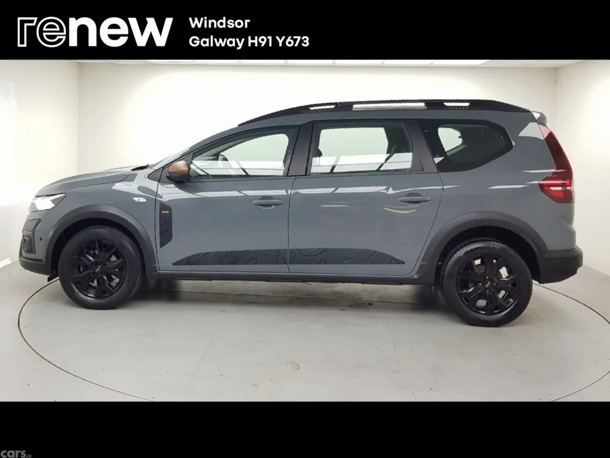 Dacia Jogger MPV, Petrol, 2024, Grey