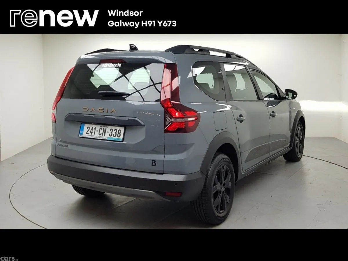 Dacia Jogger MPV, Petrol, 2024, Grey