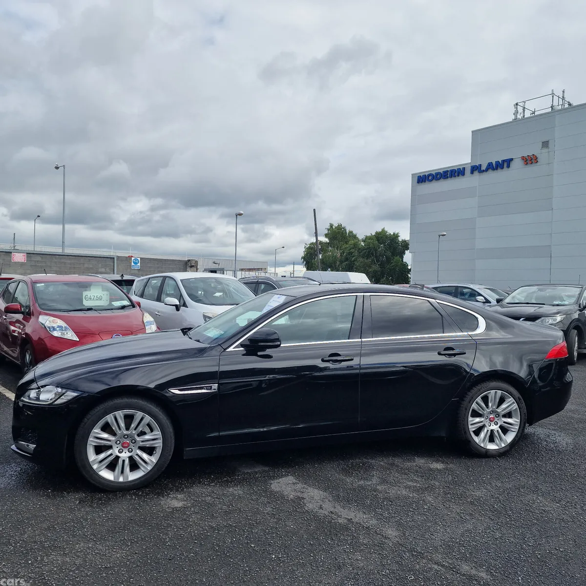 Jaguar XF Saloon, Diesel, 2017, Black