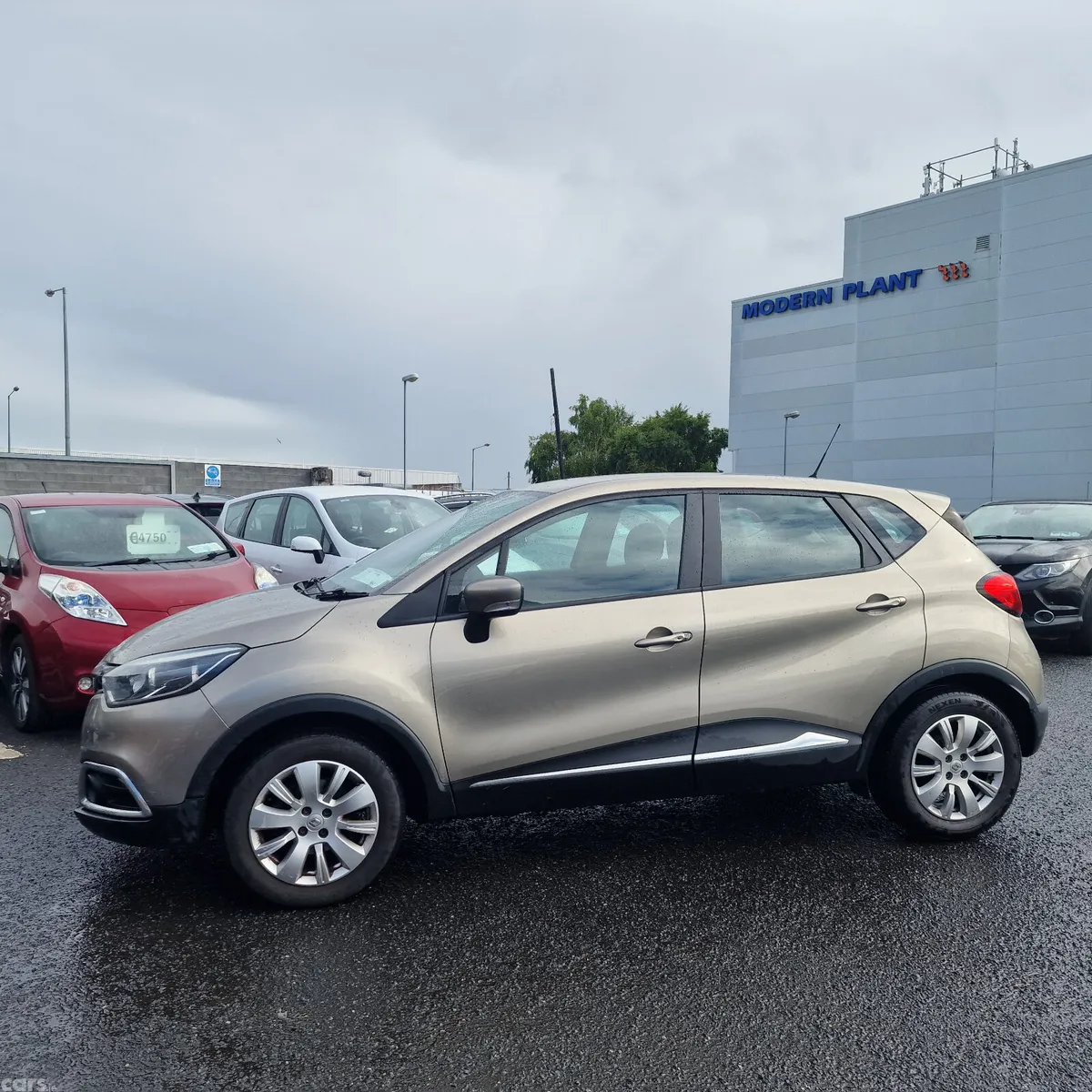 Renault Captur Hatchback, Diesel, 2014, Gold