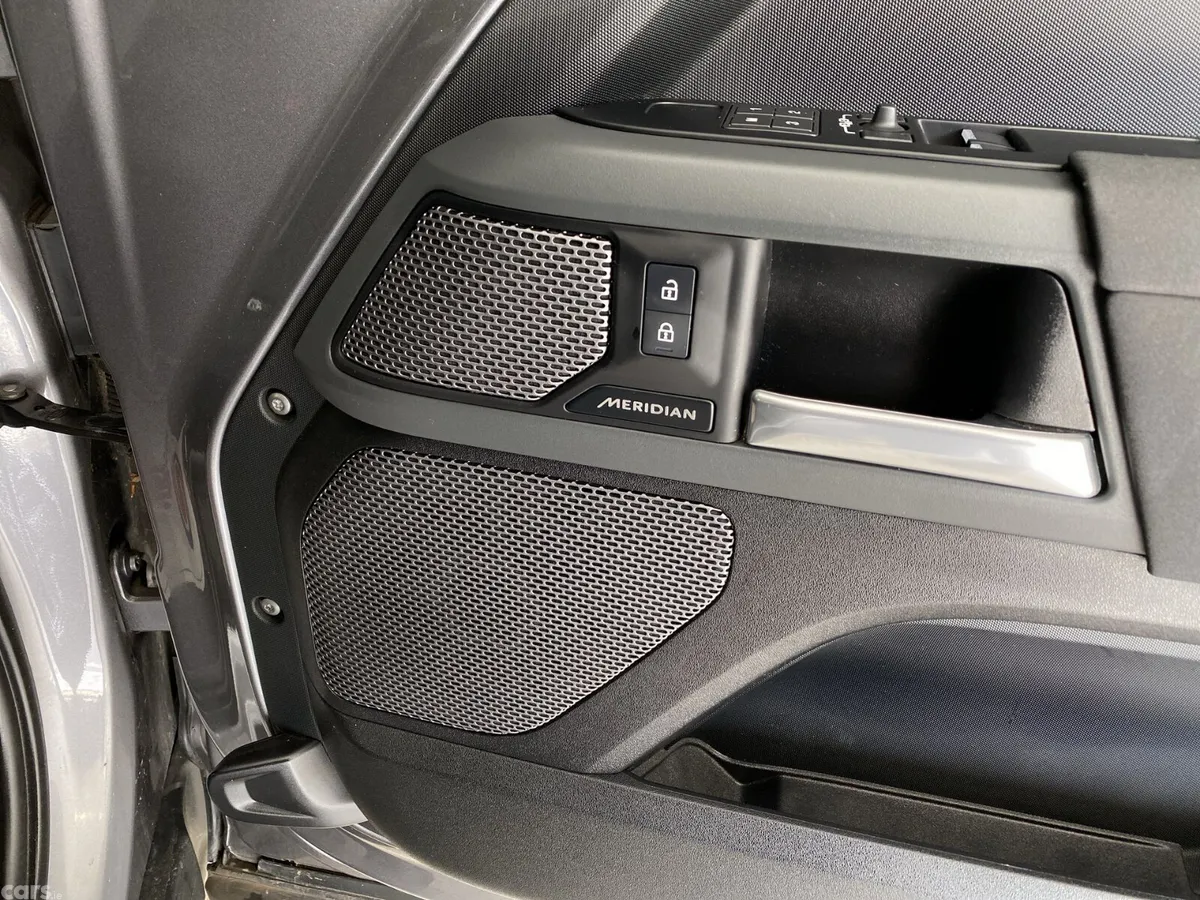 Land Rover Defender SUV, Diesel Hybrid, 2022, Grey