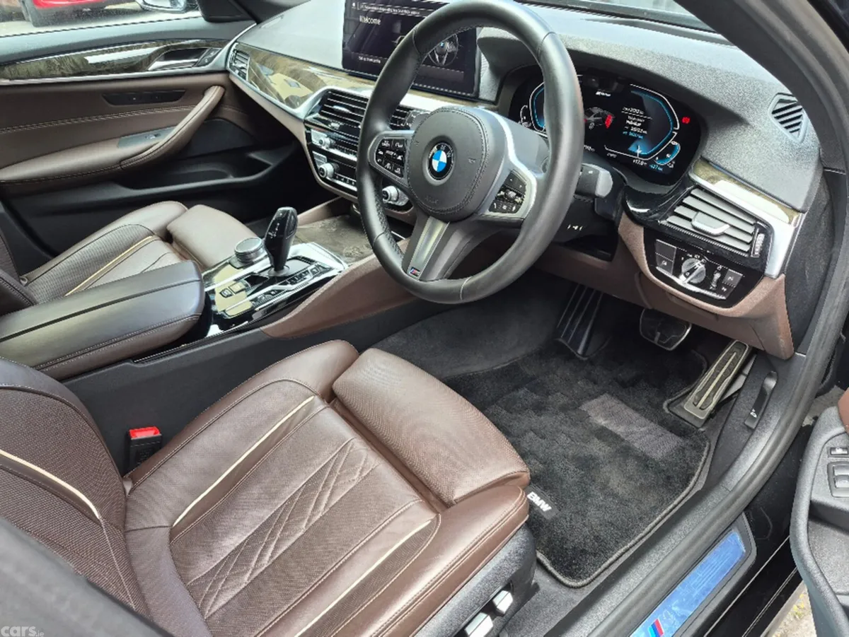 BMW 5-Series Saloon, Petrol Plug-in Hybrid, 2020, Black