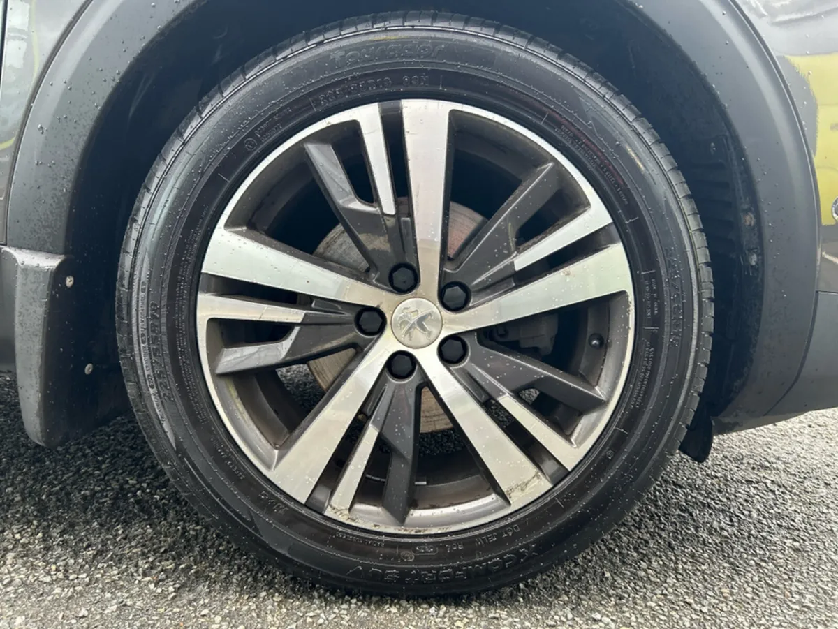 Peugeot 3008 MPV, Diesel, 2021, Grey