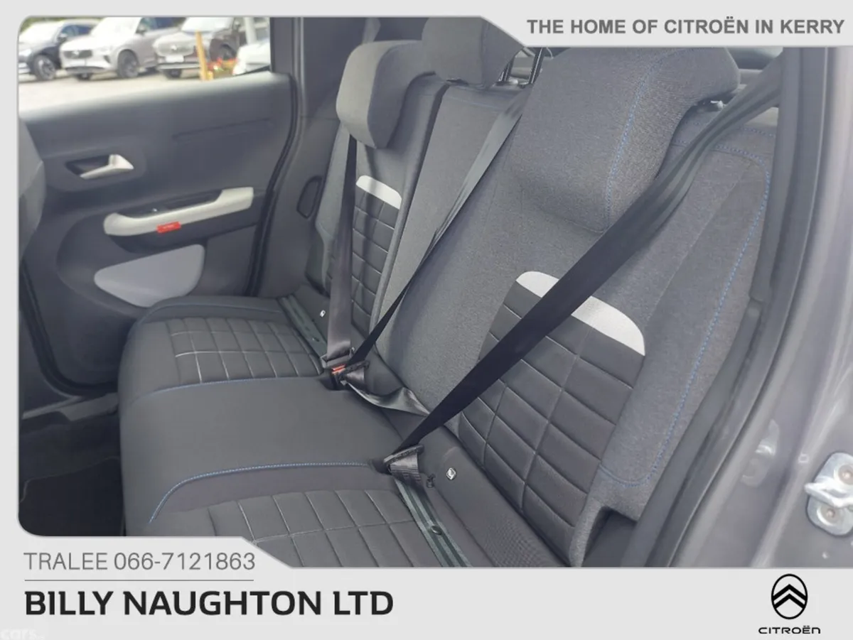 Citroen C3 Hatchback, Petrol, 2027, Blue